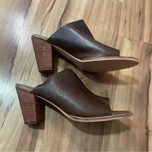 Naughty Monkey Hallie Leather Heeled Sandal Sz 11